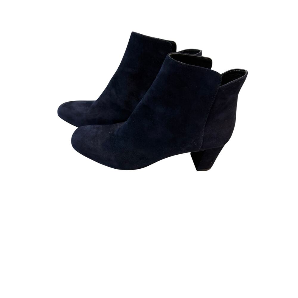 Donald Pliner Navy Blue Suede Ankle Booties Side Zip Block Heel Size 6.5 Casual